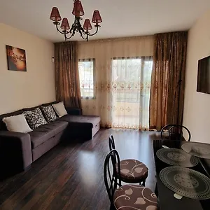 https://family-paradise-premium.tenerifehoteles.net
